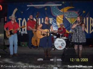 Jenn Miori & The Corn Ponies @ The Stardust Club (12/18/2009)